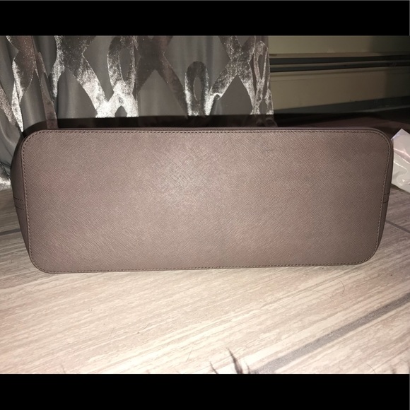 Michael Kors Jet Set tote - Picture 8 of 8